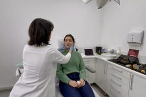 Evaluare clinică a sensibilității și funcționalitatii după intervenții oro-maxilo-faciale